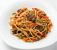лапша wok c говядиной